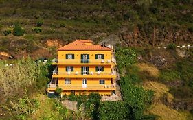 Sunset House Solo Traveller